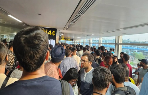 Delhi flight delay